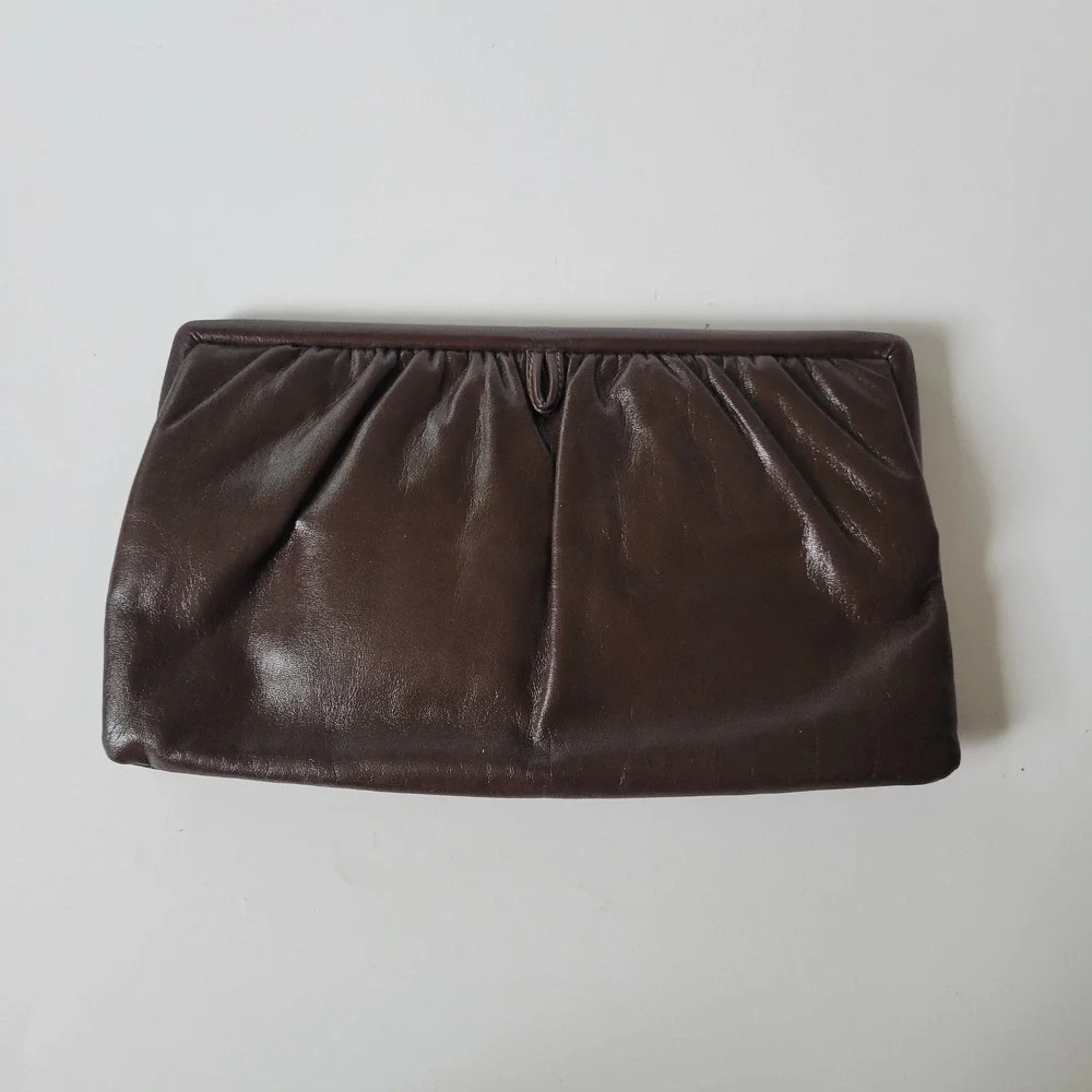 Vintage Leather Clutch Purse Shoulder Bag Brown Dark Academia Quiet Luxury Retro